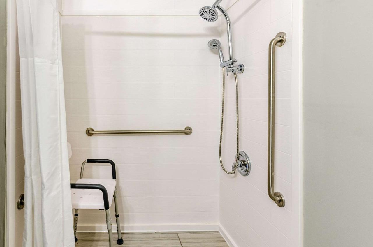בריסטול Quality Inn מראה חיצוני תמונה